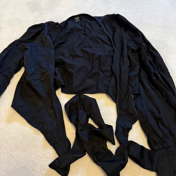 Black Cropped Wrap Top Sz L - Picture 7 of 7